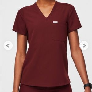 FIGS Catarina One-Pocket Scrub Top